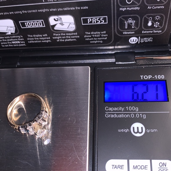 Leo Diamond Engagement Ring - Picture 13 of 17